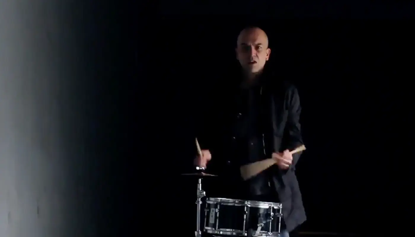 Art visuel et post-production pour Chin Yi